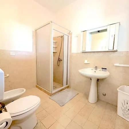 Elisa, Baia Verde - Only Teeneger Apartment