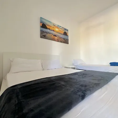 Elisa, Baia Verde - Only Teeneger Apartment