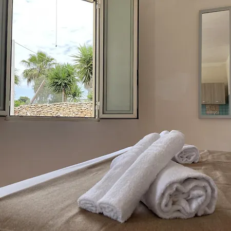 Elisa, Baia Verde - Only Teeneger Apartment